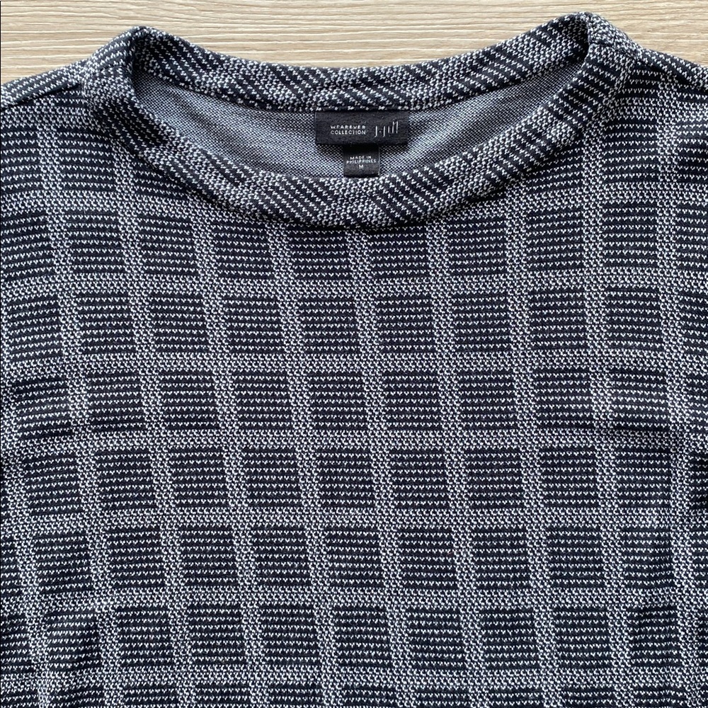 J. Jill Patterned Tunic Top - Picture 4 of 9